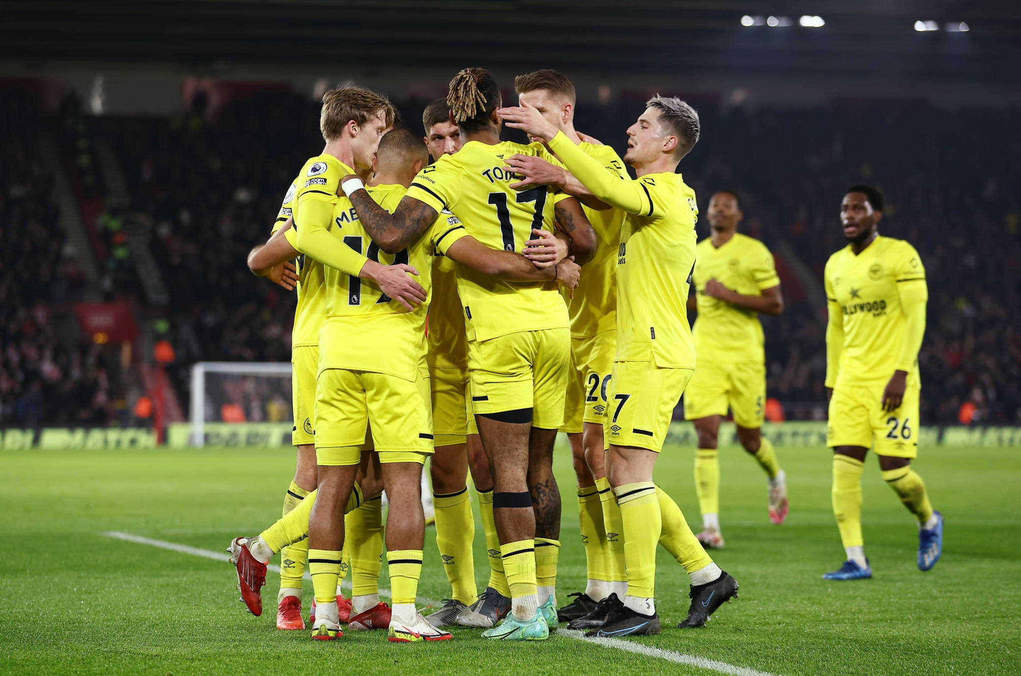 际品牌合作 际品牌合作