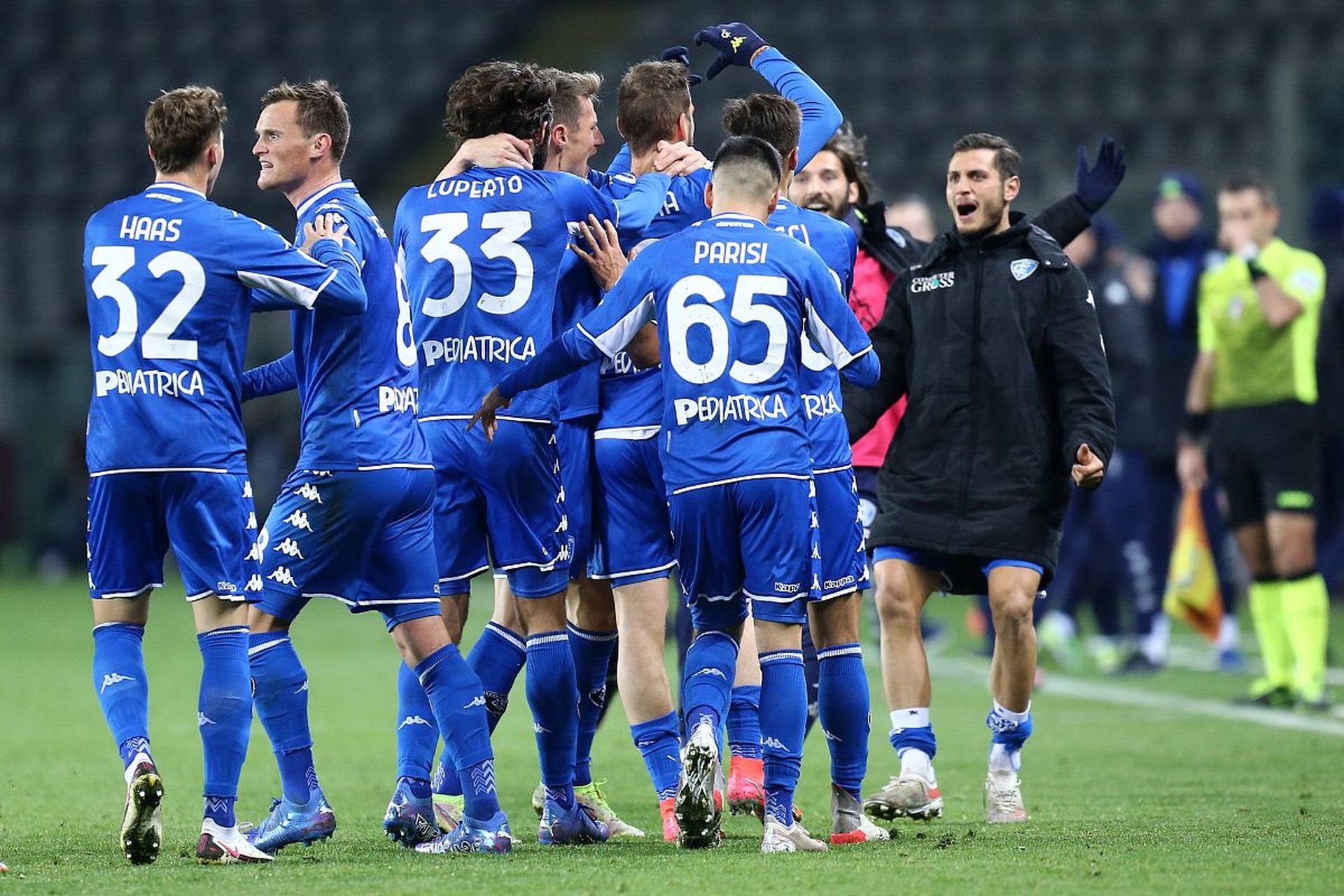 够在高水平 够在高水平